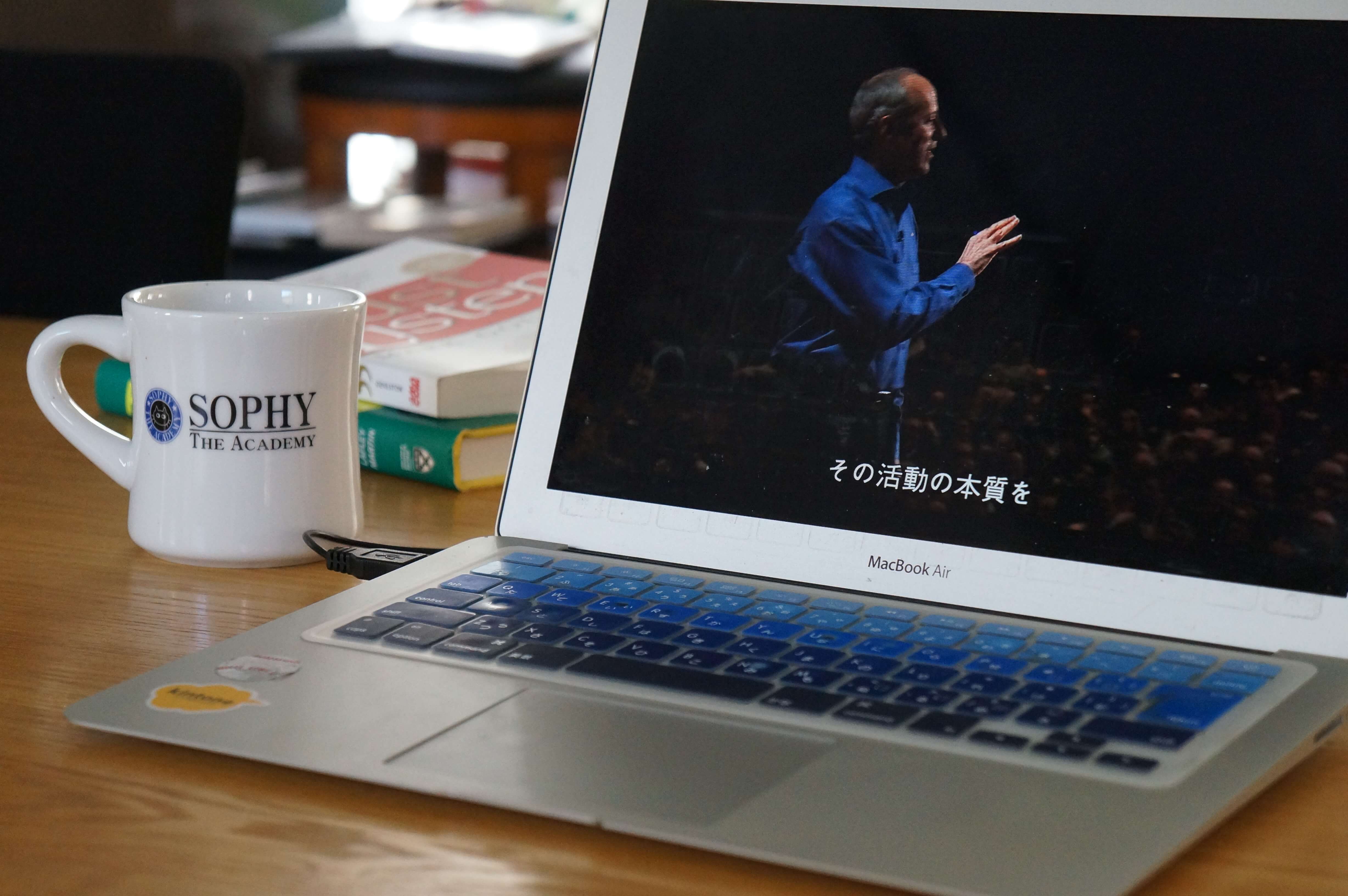 洋書を読む前に観て英語力アップの学習効果を倍増させよ Tedの名スピーチ4選 ソフィー ジ アカデミー 洋書を読む前に観て英語力アップの学習効果を倍増させよ Tedの名スピーチ4選 ソフィー ジ アカデミー